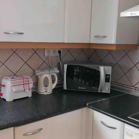 Apartamento Riviera Park 7A - Air Con- Wi-Fi- Uk Channels- 5 Minutes Walking From The Sea Tías Exterior foto